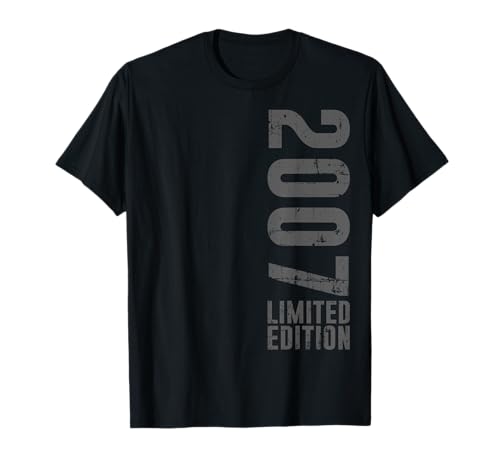 Comprar Diseño cumpleaños edición limitada y vintage BlackFriday nacido en 2007 Camiseta Ofertas 2024 | regaloscumple.com