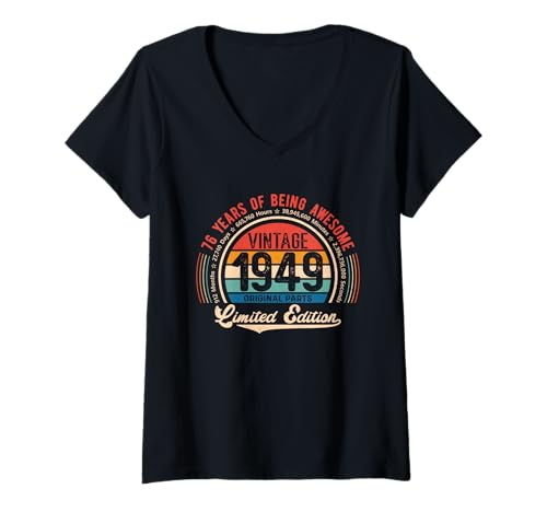 Consigue ahora Mujer Vintage 76 cumpleaños 76 años ser Catálogo impresionante nacido en 1949 Camiseta Cuello V Rebajas 2024 | regaloscumple.com