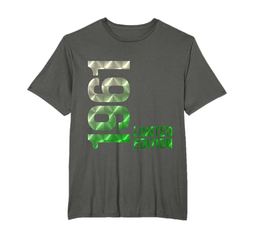 Consigue ahora Vintage 1961 Cumpleaños BlackFriday Hombre Mujer 63 Años Cumpleaños Camiseta Ofertas 2024 | regaloscumple.com