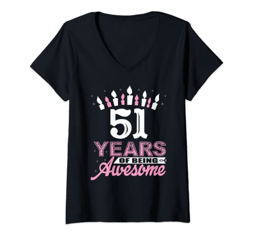 Consigue ahora Mujer Camisas cumpleaños 51 años para mujer regalo vela Catálogo Camiseta Cuello V Top Precio 2025 | regaloscumple.com