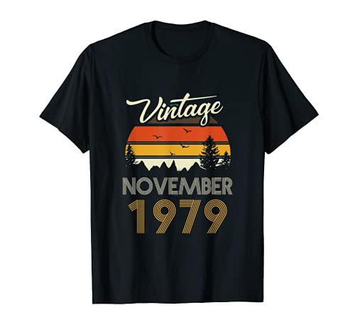 Consigue ahora Noviembre 1979 - Regalo cumpleaños vintage Regalos noviembre Camiseta Rebajas 2025 | regaloscumple.com