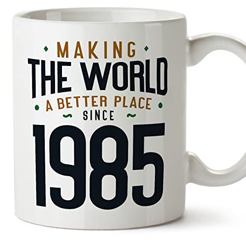 Comprar MUGFFINS Tazas 1985 Promoción Cumpleaños - En Inglés - Making the World a Better Place - 11 oz / 330 ml - Regalo original y divertido Top Precio 2024 | regaloscumple.com