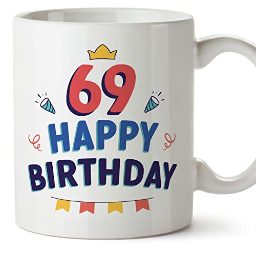 Consigue ahora MUGFFINS Tazas 69 Cumpleaños - En Inglés - Happy Birthday! - Catálogo 11 oz / 330 ml - Regalo original y divertido Top Precio 2025 | regaloscumple.com