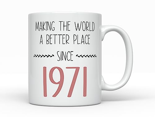 Consigue ahora Sunmead Taza café con texto Ideas para regalar en inglés "Making the World better since 1971" nacida en 1971 52 años cumpleaños mujer 52º día B decoración regalo para ella (11 onzas 1971) Rebajas 2025 | regaloscumple.com