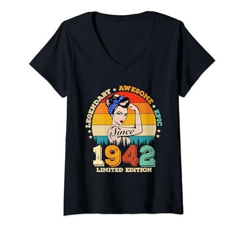 Consigue ahora 82 Años Legendario Desde 1942 Impresionante 82 Cumpleaños Mujeres Camiseta Cuello V Top Navidad Precio 2024 | regaloscumple.com