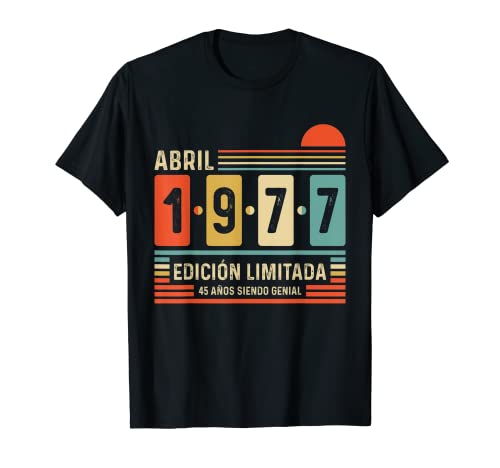 Comprar 45 Años Abril 1977 Leyenda Regalo Ideas para regalar 45 Cumpleaños Camiseta Rebajas 2025 | regaloscumple.com