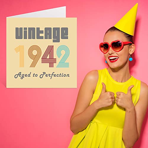 Comprar en Amazon Tarjetas   cumpleaños 82 para hombres y mujeres  estilo vintage   1942  envejecidas a la perfección  tarjeta   cumpleaños 82 divertida para ella  145 mm x 145 mm  tarjetas   felicitación