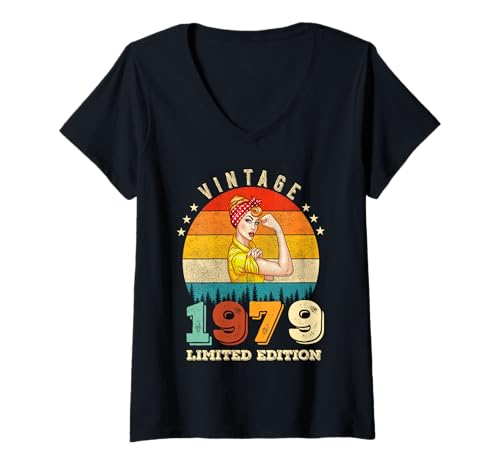 Comprar Mujer 45 Cumpleaños 1979 Edición Limitada Vintage 45 Años Mujer Catálogo Camiseta Cuello V Rebajas 2024 | regaloscumple.com