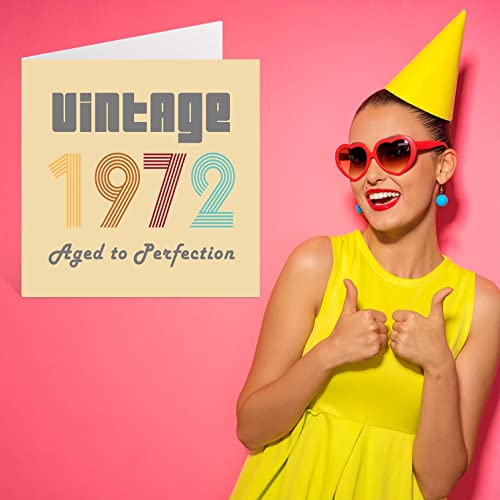 Comprar en Amazon Tarjetas 50 cumpleaños hombres mujeres – Vintage 1972 envejecidas a la perfección tarjetas divertidas ella, 145 mm x mejor amigo felicitación mamá papá