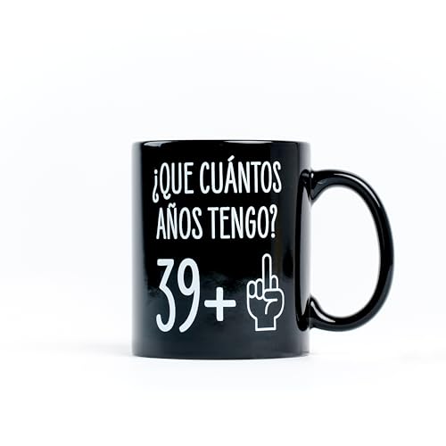 Consigue ahora Miss Miserable Taza para Navidad 40 cumpleaños ¿Que cuántos años tengo? 39+1 Rebajas 2024 | regaloscumple.com