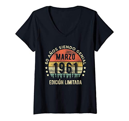 Comprar Mujer Vintage Promoción Marzo 1961 60 años Regalos 60 cumpleaños Camiseta Cuello V Rebajas 2024 | regaloscumple.com