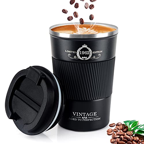 Consigue ahora Taza café para llevar regalos 60 cumpleaños para hombres y Ideas para regalar mujeres 1962 Vin days taza café decoración para el 60 cumpleaños regalos para hombres padres madres maridos esposas y amigos. Top Precio 2024 | regaloscumple.com