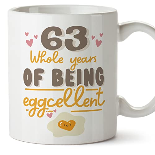 Consigue ahora MUGFFINS Tazas 63 Cumpleaños - En Inglés - Happy Birthday You are Eggcelent Regalos - 11 oz / 330 ml - Regalo original y divertido Ofertas 2025 | regaloscumple.com