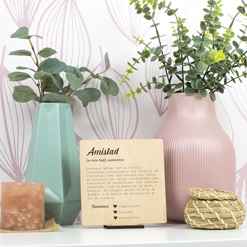 Comprar en Amazon Amiga o amigo. Regalos originales Tarjeta postal definicion amistad madera regalo