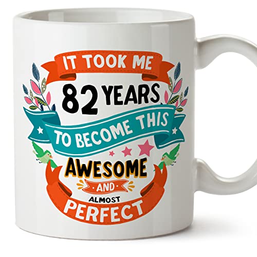 Comprar MUGFFINS Tazas 82 Cumpleaños - En Ideas para regalar Inglés - It took me 82 years to become perfect - 11 oz - Regalo original y divertido Ofertas 2025 | regaloscumple.com